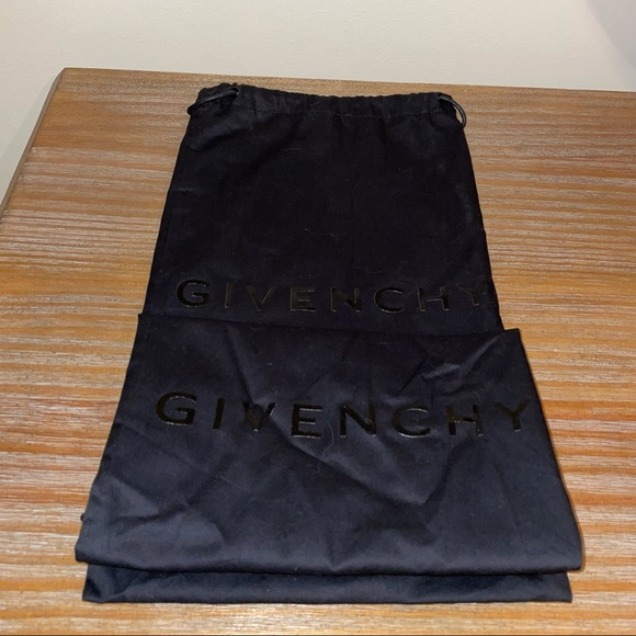 NIB Givenchy Urban Street Calf Leather Logo Slip-On Sneaker! - Picture 12 of 13